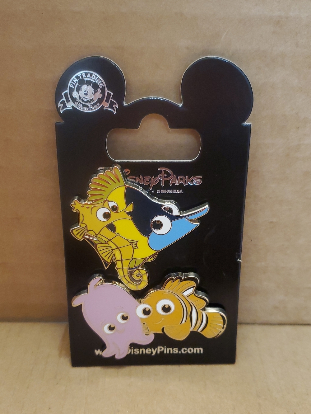 Disney Finding Nemo Character Pin(s)